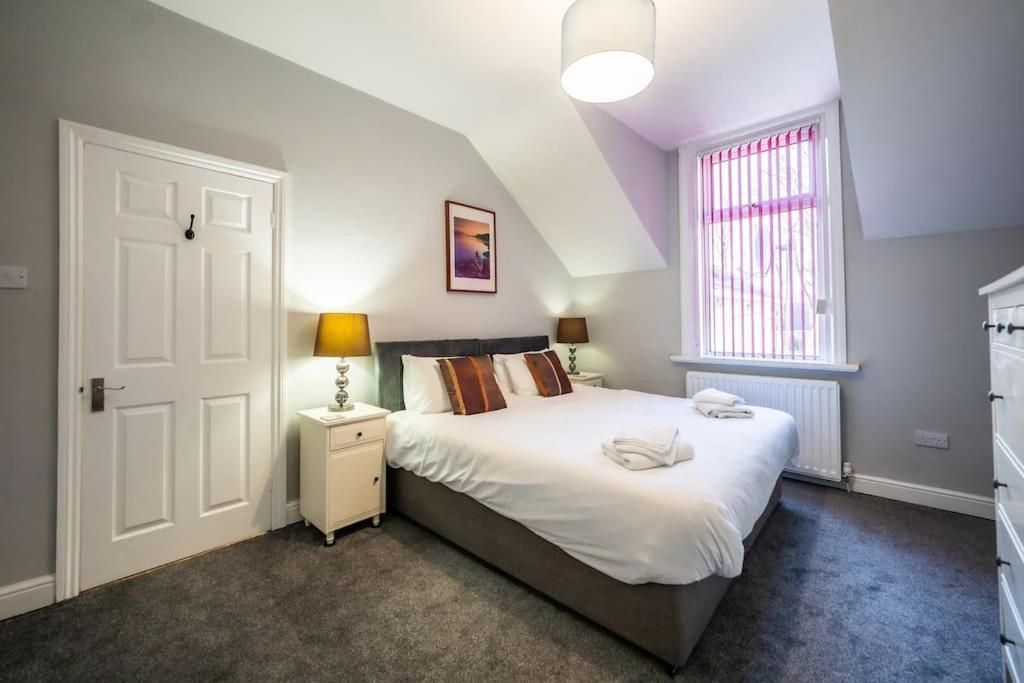Cosy And Convenient Sunderland Apartment Luaran gambar